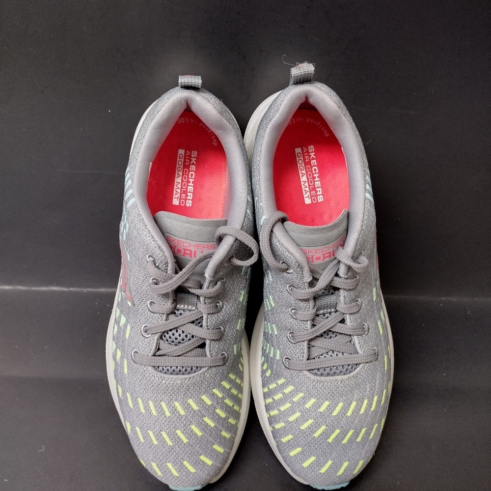 -SKECHERS AIR COOLED GOGA MAT WOMAN'S SPORT SHOES SIZE :7.5 - Picture 3 of 9